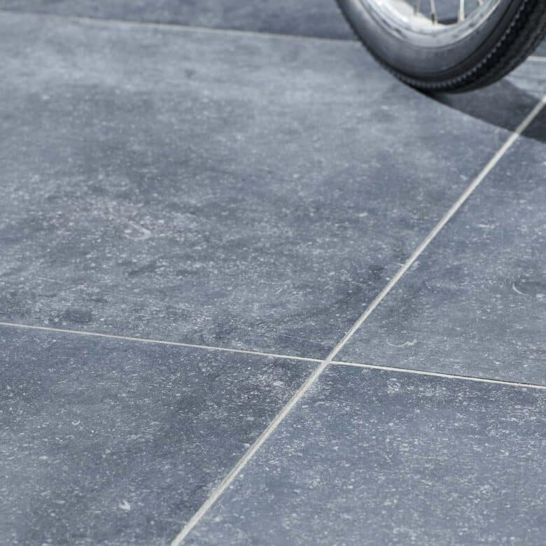 Belgian Blue Stone - Garden terrace - Floor tiles - Finish : Natura Blue