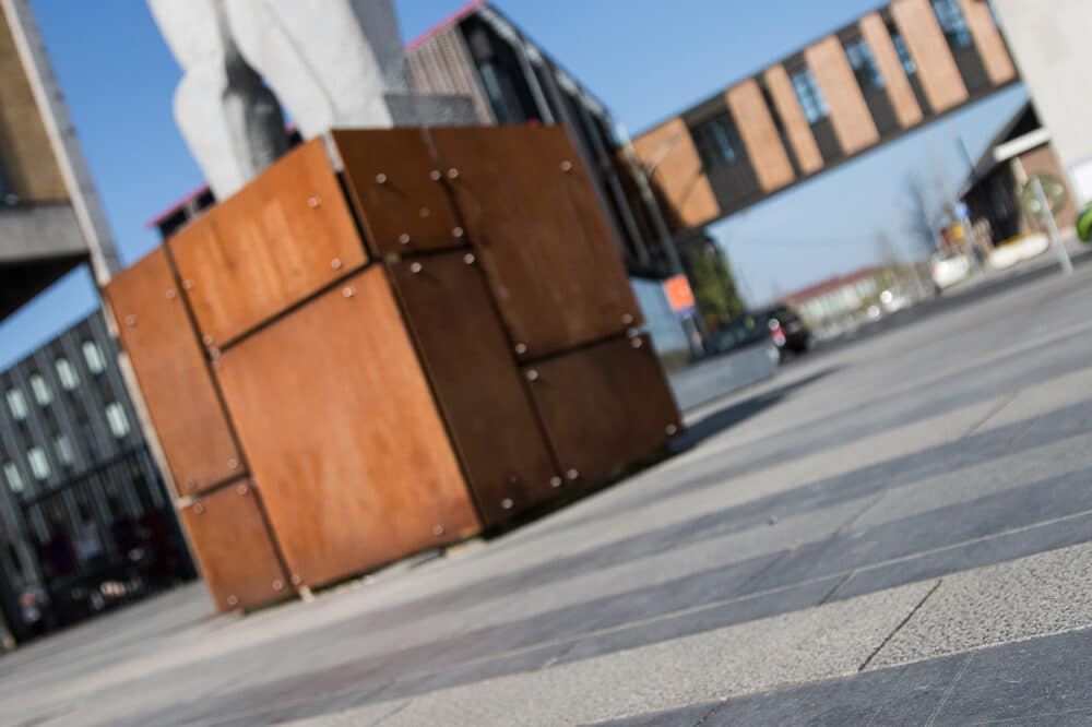 Belgische Blauwe Steen - Afwerkingen : Ruw Gezaagd en Gevlamd